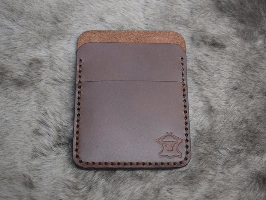 Minimalist Card Wallet Vertical 1