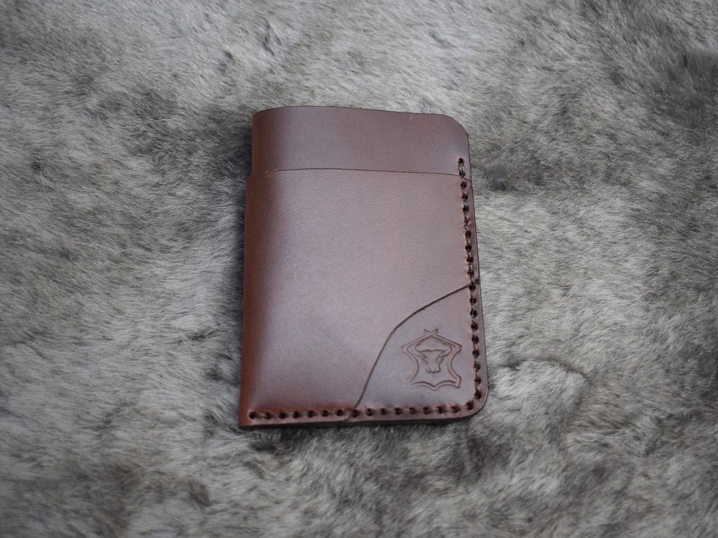 Minimalist Card Wallet Vertical 2