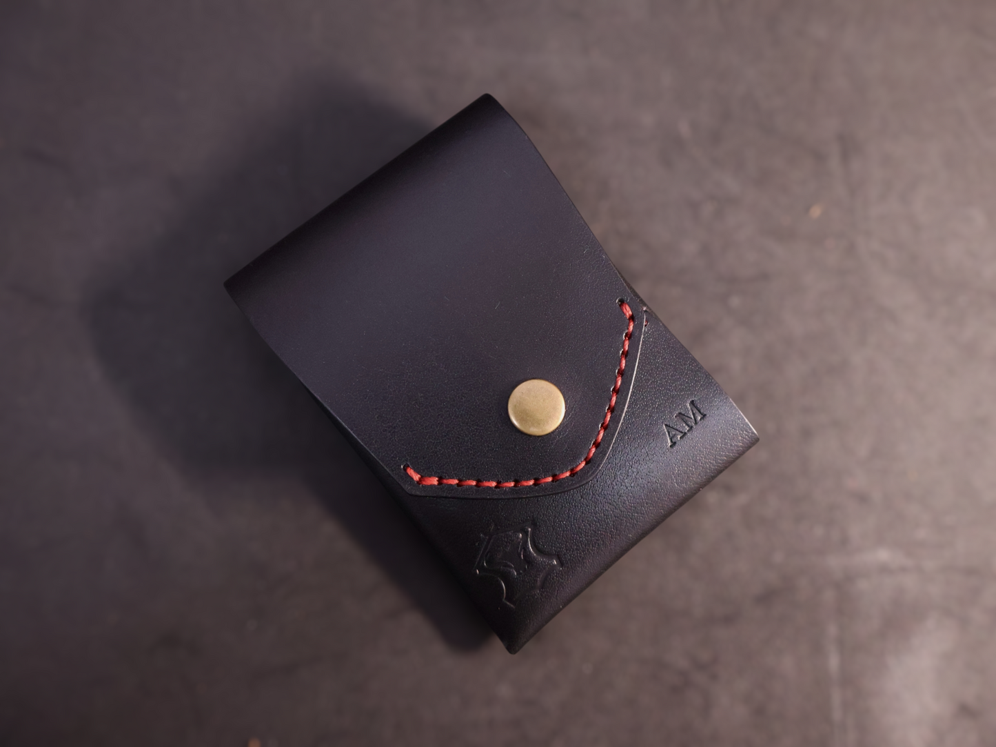 Signature Snap Wallet – Handcrafted Full Grain Leather Minimalist Wallet